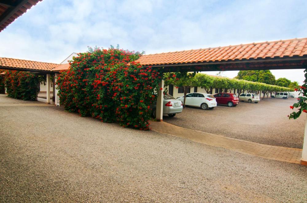 Mediterrâneo Park Hotel Três Lagoas Extérieur photo